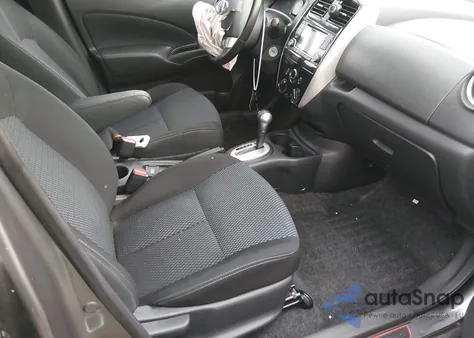 2016 Nissan Versa Note S (Sr)/S Plus/Sl/Sr/Sv z USA, uszkodzony, nr VIN 3N1CE2CP8GL361401